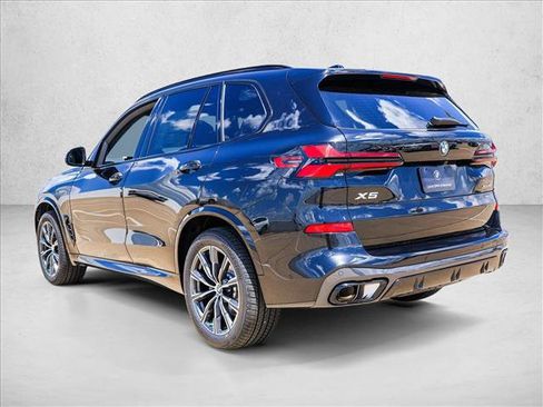 Used 2026 BMW X5 xDrive40i w/ M Sport Package AWD/4WD image 7