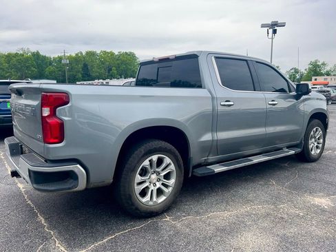 Used 2025 Chevrolet Silverado 1500 LTZ AWD/4WD image 2