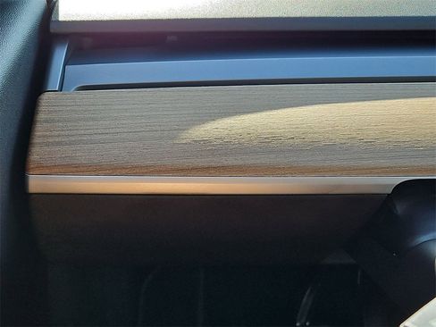 Used 2021 Tesla Model Y 2WD image 17