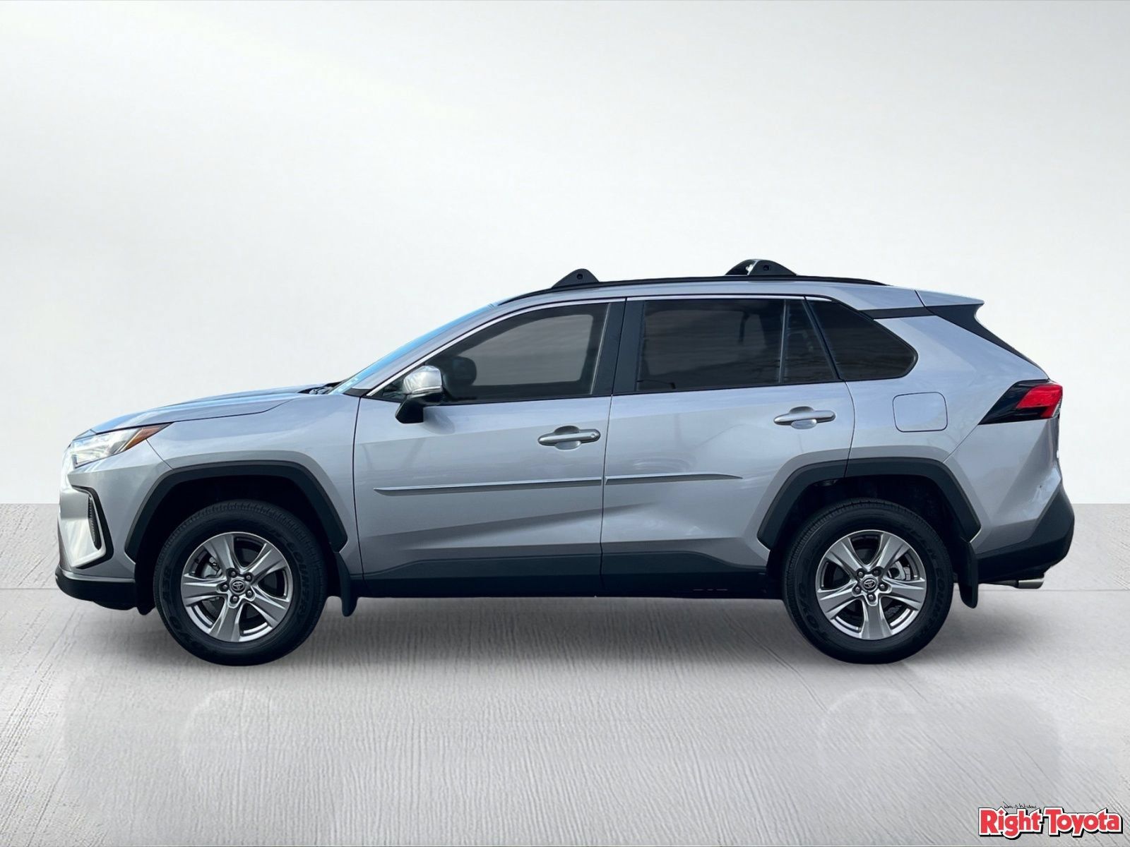 Certified 2024 Toyota RAV4 XLE w/ Convenience Package AWD/4WD image 4