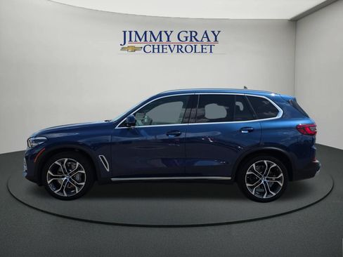 Used 2020 BMW X5 xDrive40i w/ Convenience Package AWD/4WD image 2