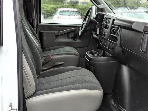 Certified 2025 Chevrolet Express 2500 w/ Driver Convenience Package RWD image 19