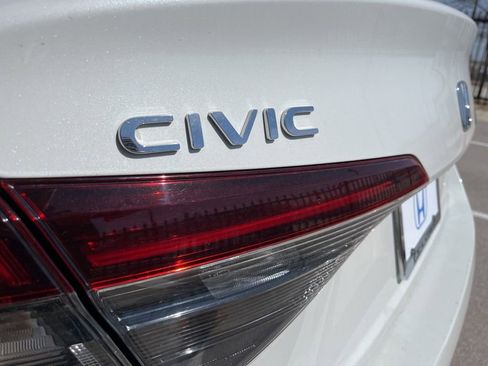 Certified 2025 Honda Civic Sport image 8