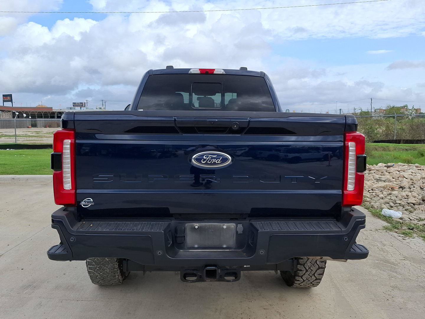 Used 2024 Ford F350 Lariat w/ Tremor Off-Road Package AWD/4WD image 8