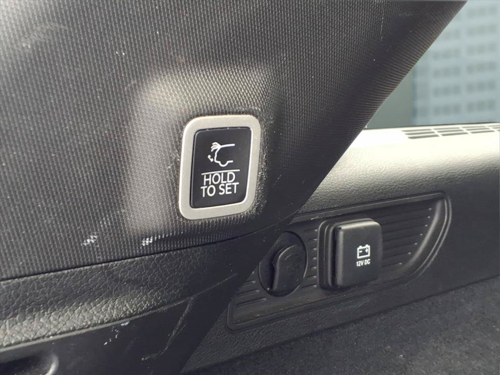 Certified 2022 Jeep Grand Cherokee Summit w/ Luxury Tech Group V AWD/4WD image 29