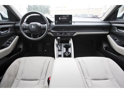 Used 2024 Honda Accord LX image 11