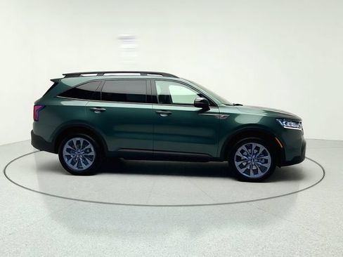 Certified 2022 Kia Sorento SX Prestige w/ Rust Color Package AWD/4WD image 7