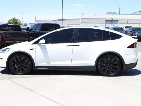 Used 2022 Tesla Model X Plaid AWD/4WD image 3