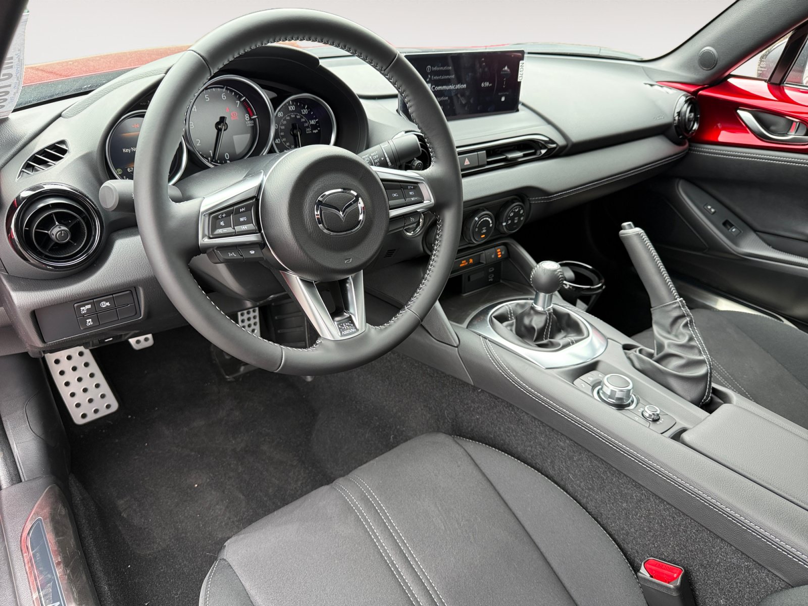 New 2026 MAZDA MX-5 Miata Club w/ Interior Package RWD image 15