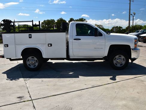 Used 2018 Chevrolet Silverado 2500 W/T RWD image 8