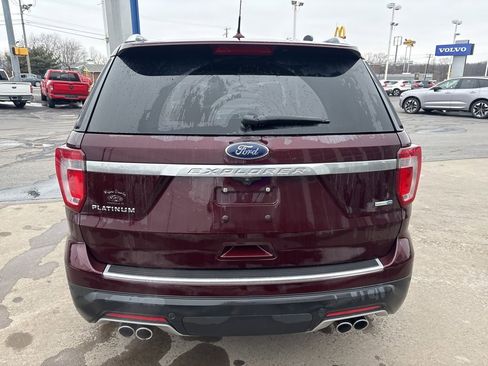 Used 2019 Ford Explorer Platinum image 7