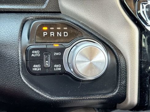 Used 2019 RAM 1500 Laramie AWD/4WD image 19