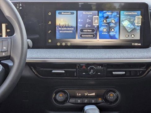 New 2026 Nissan Kicks SV image 11