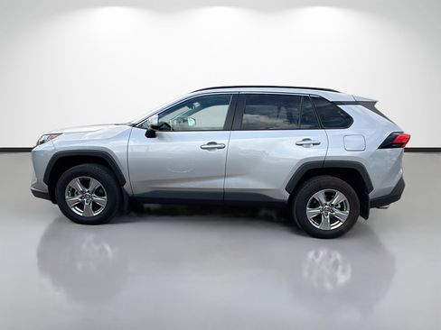 Used 2024 Toyota RAV4 XLE w/ Convenience Package image 6