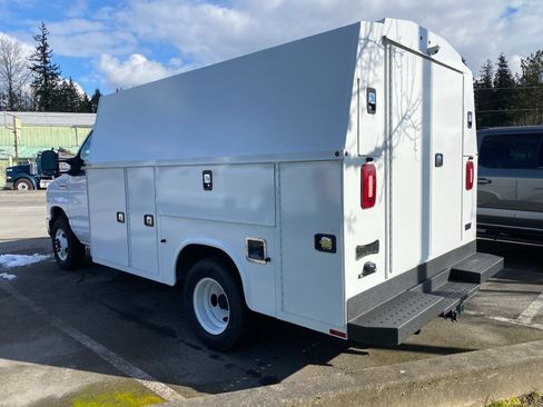New 2025 Ford E-350 and Econoline 350 Super Duty w/ Power Equipment Group image 11