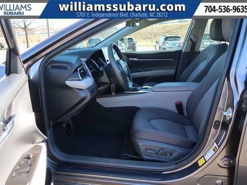 Used 2021 Toyota Camry LE image 12