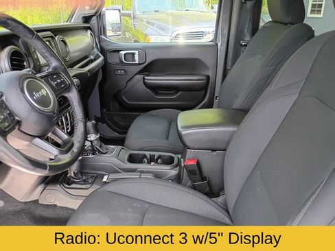 Used 2020 Jeep Wrangler Sport AWD/4WD image 12