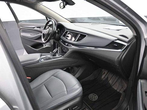 Used 2021 Buick Enclave Essence w/ Sport Touring Edition image 13