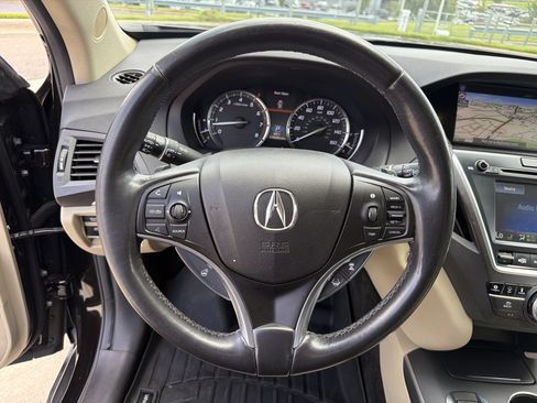 Used 2017 Acura MDX SH-AWD w/ Advance Package image 18
