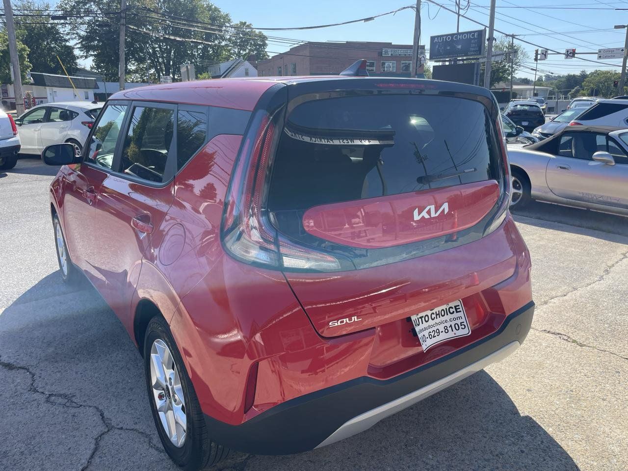 Used 2025 Kia Soul LX w/ LX Technology Package FWD image 15