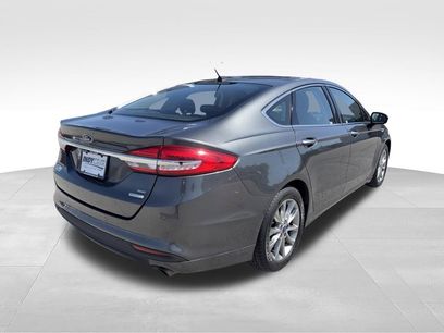 Used 2017 Ford Fusion SE w/ Fusion SE Technology Package