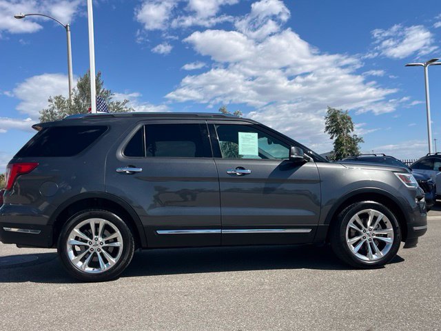 Used 2019 Ford Explorer Limited w/ Ford Safe & Smart Package FWD image 5