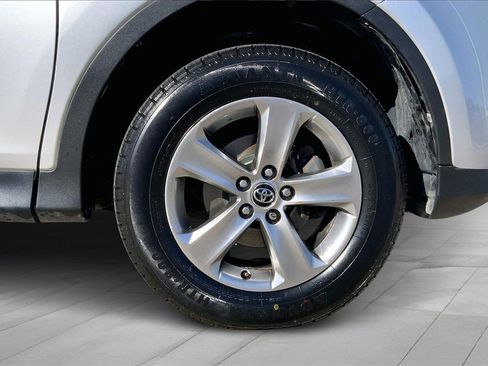 Used 2015 Toyota RAV4 XLE image 33
