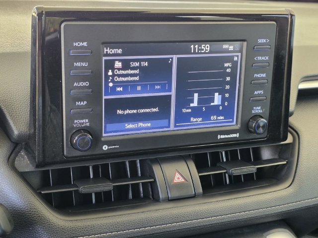 Used 2022 Toyota RAV4 XLE w/ Convenience Package FWD image 17