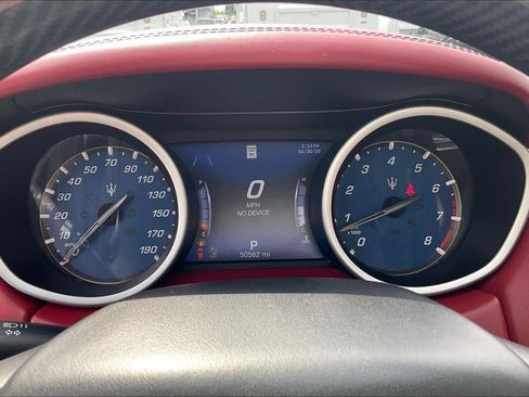 Used 2018 Maserati Ghibli S GranSport Q4 AWD/4WD image 21