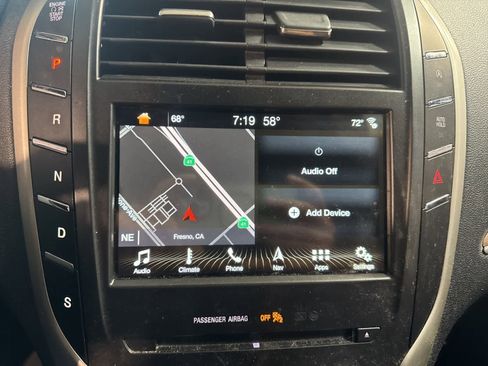 Used 2018 Lincoln MKC Select w/ Select Plus Package image 22