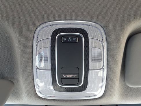 Certified 2024 Hyundai Elantra SE image 20