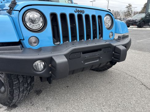 Used 2017 Jeep Wrangler Unlimited Sahara image 9