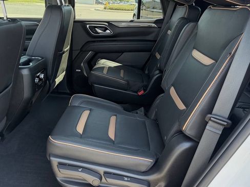 Used 2023 GMC Yukon AT4 w/ AT4 Premium Package AWD/4WD image 31