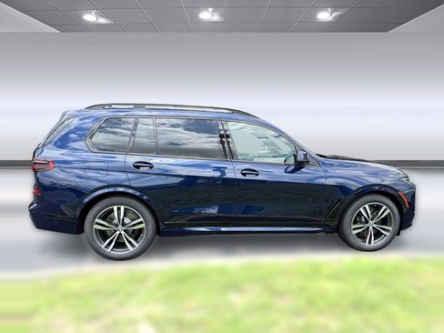 New 2027 BMW X7 xDrive40i w/ Executive Package AWD/4WD image 8