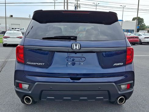 Certified 2024 Honda Passport EX-L image 5