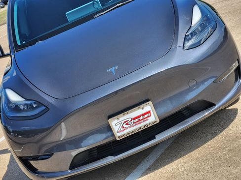Used 2023 Tesla Model Y Performance AWD/4WD image 14