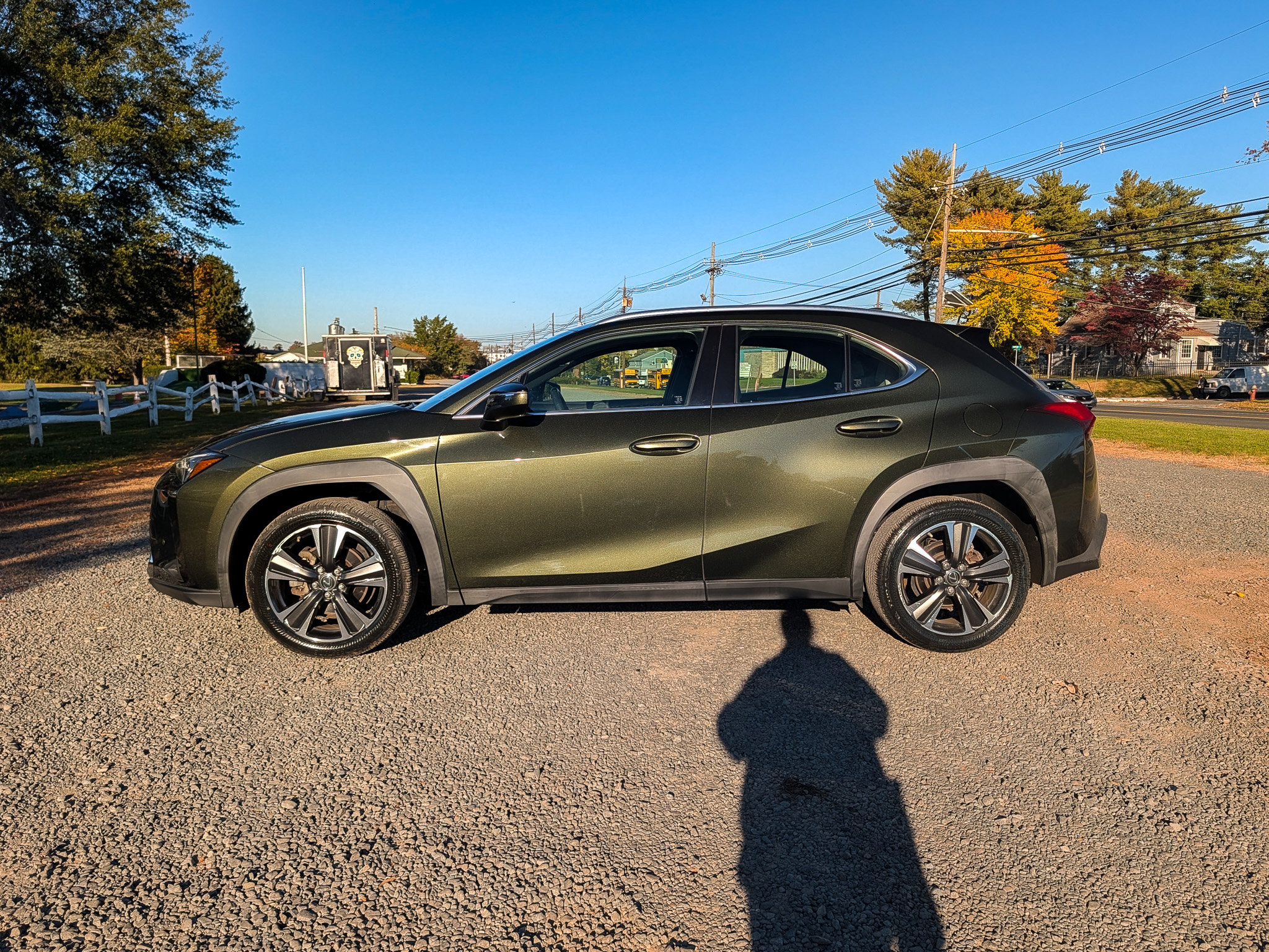 Used 2019 Lexus UX 200 w/ Premium Package FWD image 9