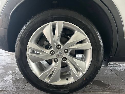 Used 2024 Buick Encore GX Preferred FWD image 31