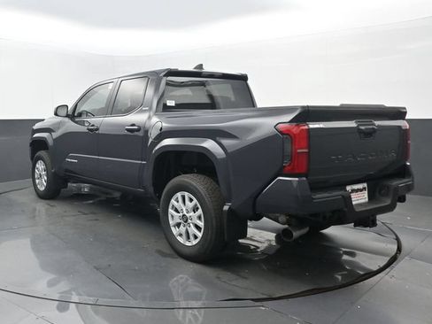 Used 2026 Toyota Tacoma SR5 RWD image 3