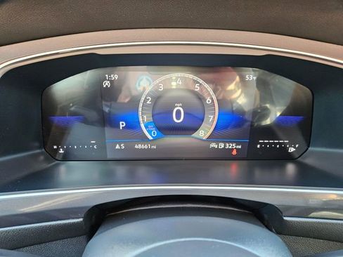 Used 2024 Volkswagen Tiguan SE image 24