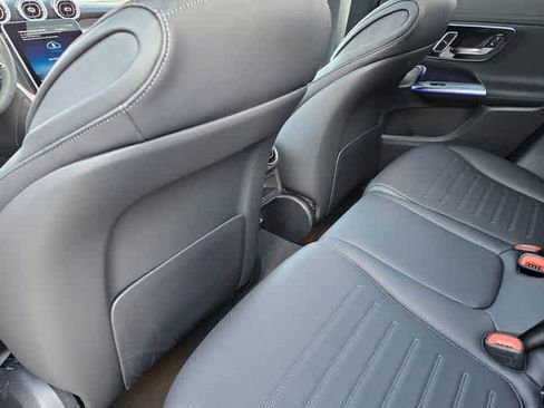 Used 2026 Mercedes-Benz GLC 300 image 18