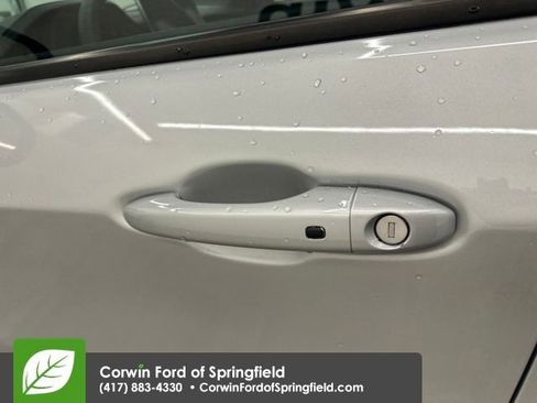 Used 2024 Jeep Compass Trailhawk image 19