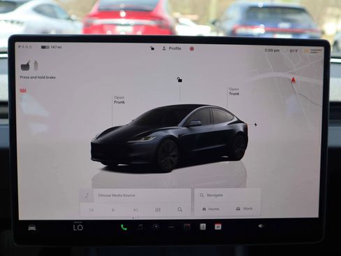 Used 2024 Tesla Model 3 Standard Range image 18