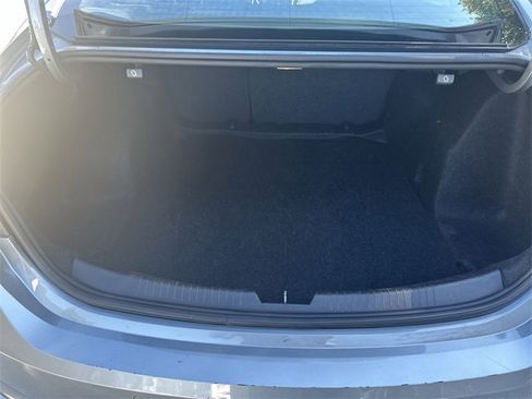 Used 2024 Chevrolet Malibu LT image 21