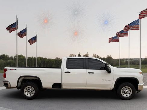 Used 2022 Chevrolet Silverado 3500 W/T w/ WT Convenience Package AWD/4WD image 2