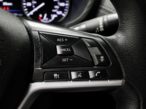 Used 2024 Nissan Sentra SV FWD image 28