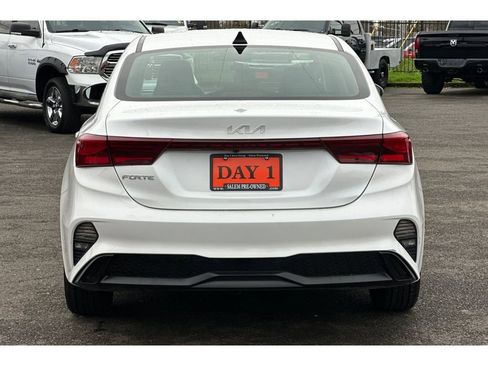 Used 2023 Kia Forte LXS image 6