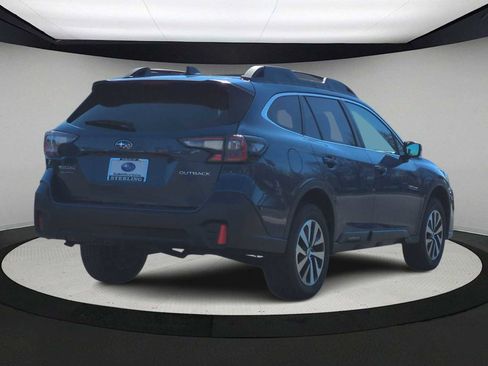 Used 2021 Subaru Outback Premium image 8