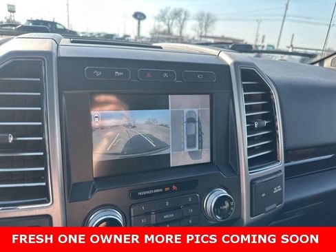 Used 2017 Ford F150 Platinum w/ Equipment Group 701A Luxury image 24