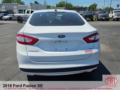 Used 2016 Ford Fusion SE FWD image 6